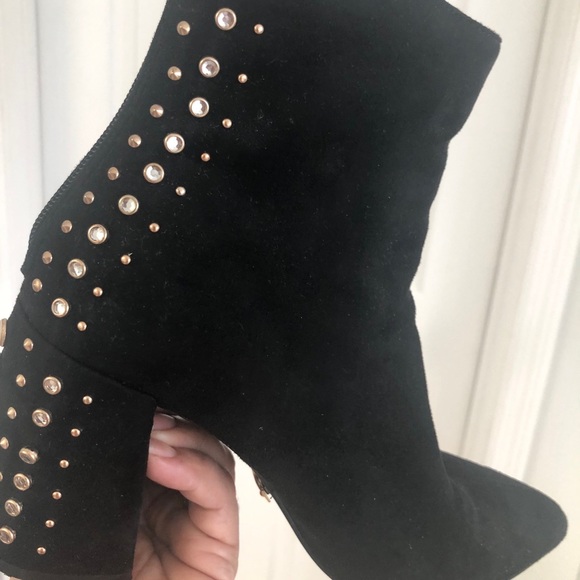 Faux suede kensie booties - Picture 5 of 10